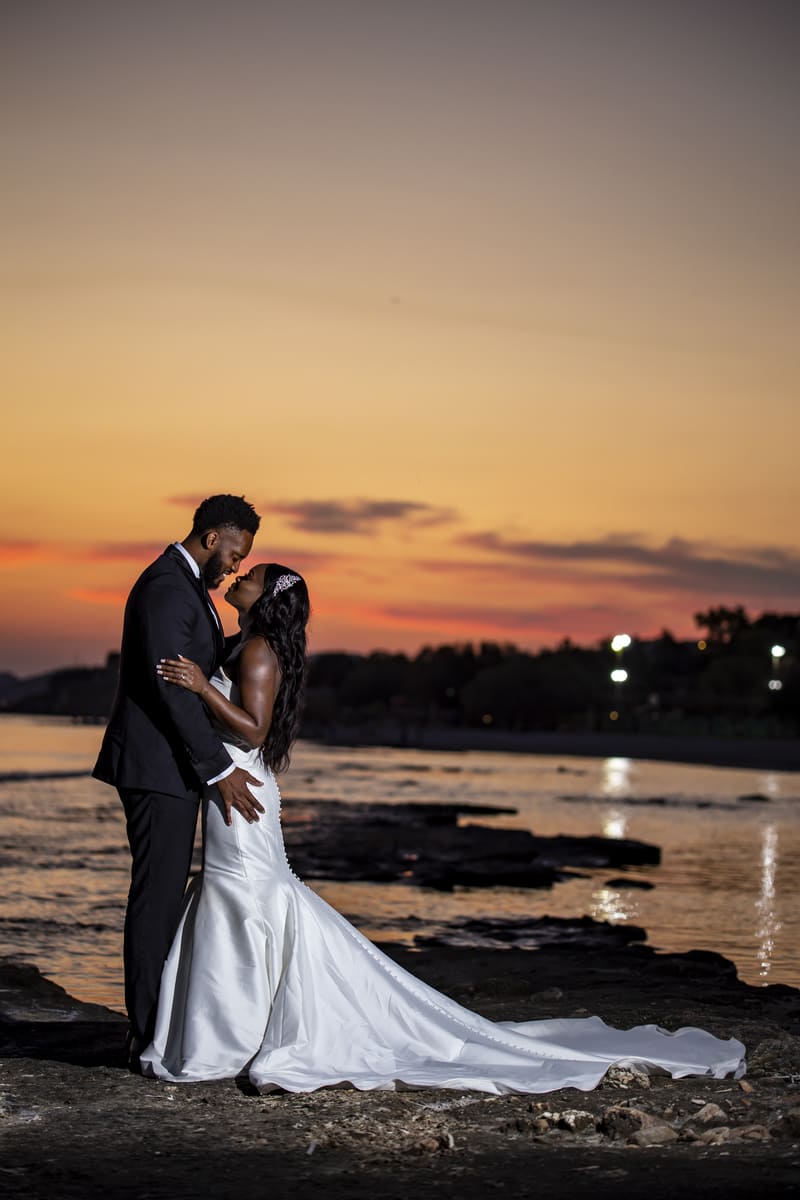 Michael & Natasha - Αθηναϊκή Ριβιέρα : Real Wedding by Destination Photographer Iakovos Strikis
